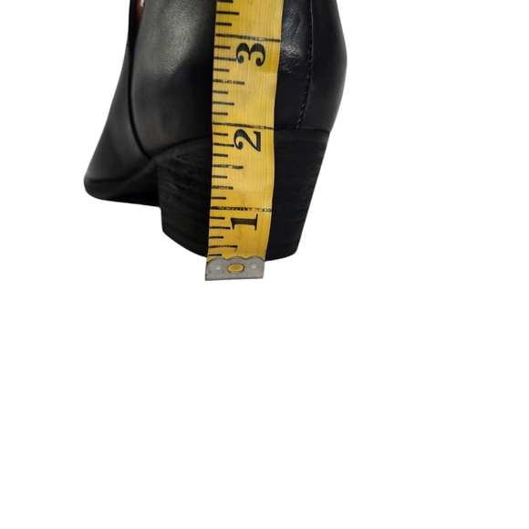 Free People Charm Double V Black Leather Ankle Boots Booties 8.5 - Picture 12 of 13